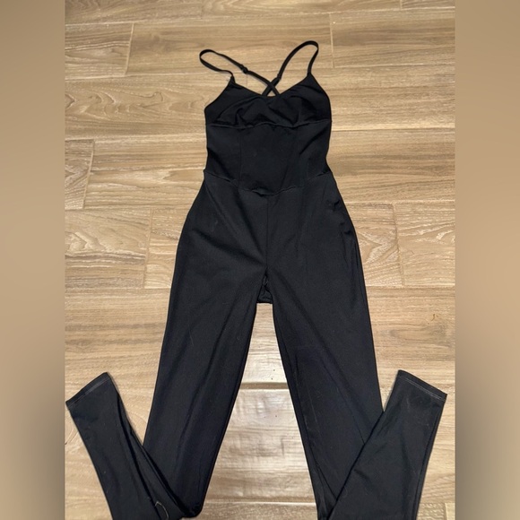 Black mesh side and back cutout jumpsuit /Romper Yoga lounge size Small - Picture 8 of 12